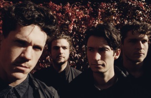 (c) Mclean Stephenson (c) Mclean Stephenson