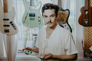 Chris Farren (c) Erica Lauren Chris Farren