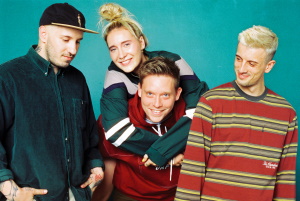 Fickle Friends (c) Dan Harris Fickle Friends