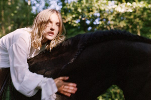 The Japanese House (c) Max Barnett The Japanese House