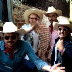 Tommy And The Teleboys